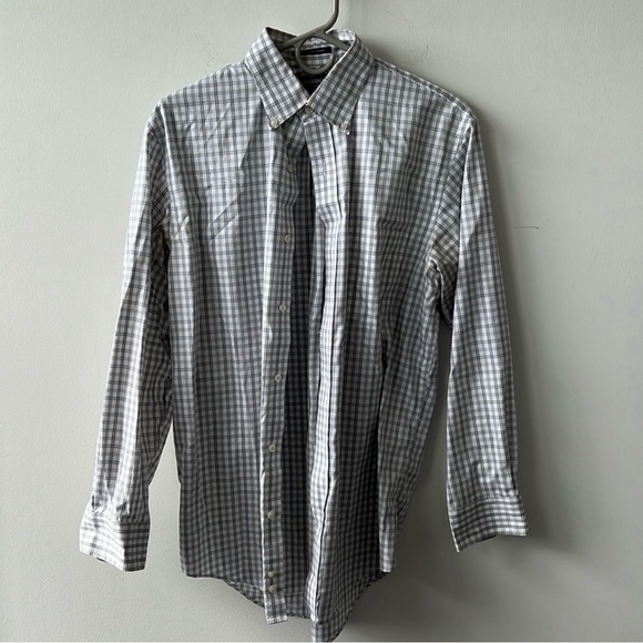 8 Men’s Dress Shirts - Picture 8 of 8